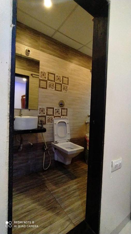 Hotel Shalimar Executive, Uran Islampur Peth  Экстерьер фото