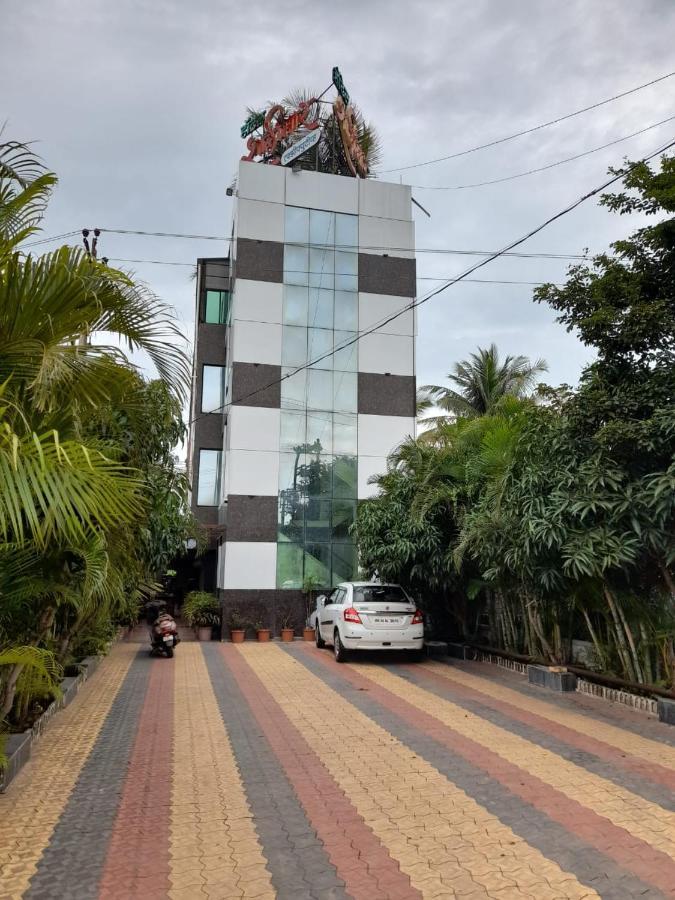 Hotel Shalimar Executive, Uran Islampur Peth  Экстерьер фото